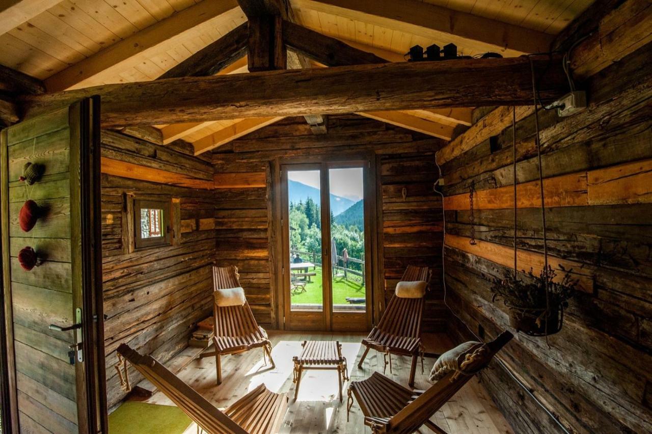 Bed and Breakfast Nuit A Pleiney Saint-Rhemy-En-Bosses Exterior foto